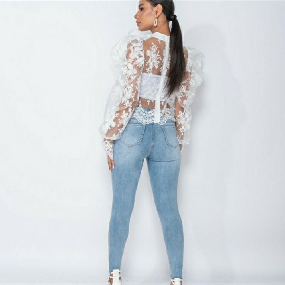 🎉HP🎉Lace Dainty😻Pussy Bow Blouse - Picture 5 of 7